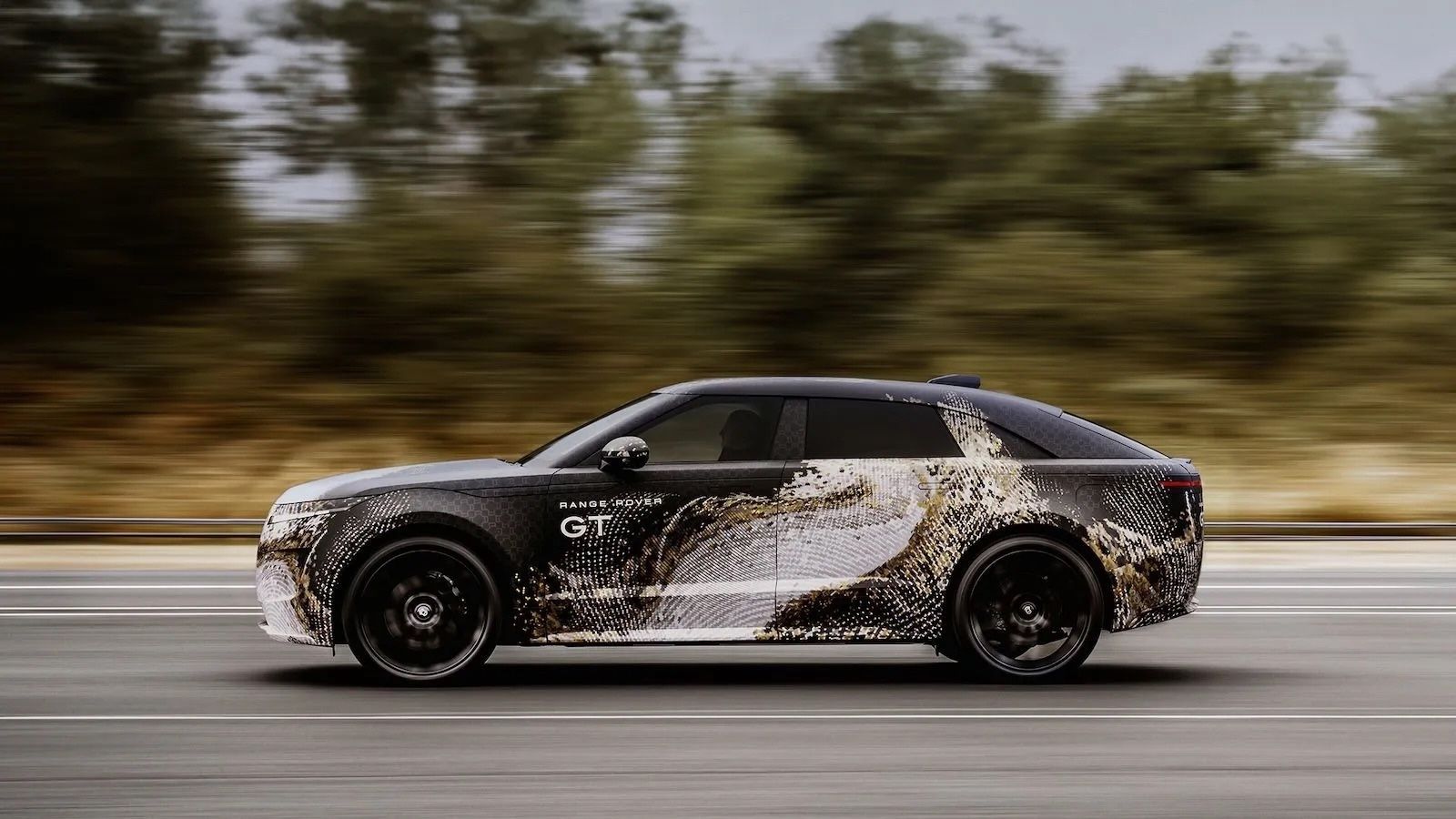 Νέο Range Rover GT: Το πρώτο ηλεκτρικό Grand Tourer της μάρκας 